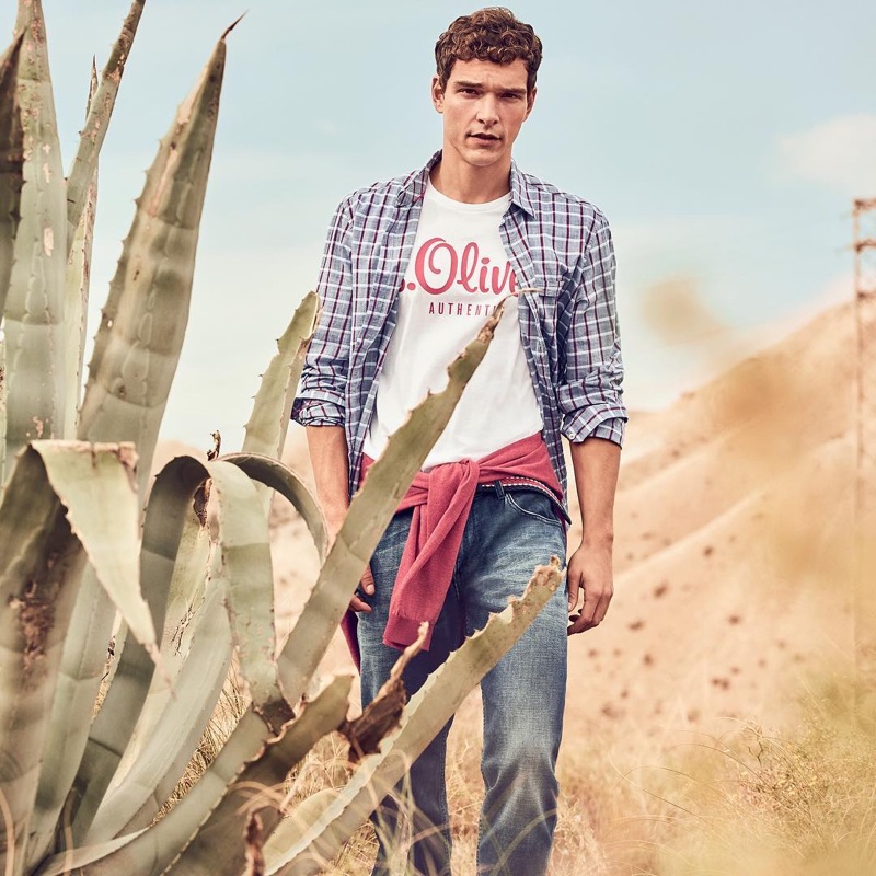 Alexandre Cunha goes casual for s.Oliver's spring-summer 2019 campaign.