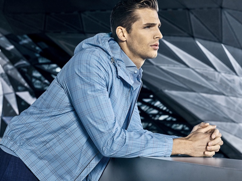 Donning a smart casual look, Edward Wilding appears in Autason's spring-summer 2019 campaign.