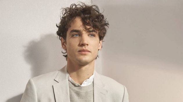 Breath of Fresh Air: Federico Novello Models Spring Style for Club Monaco A chic spring vision, Federico Novello wears a Club Monaco linen blazer, crew, band-collar shirt, and trousers.
