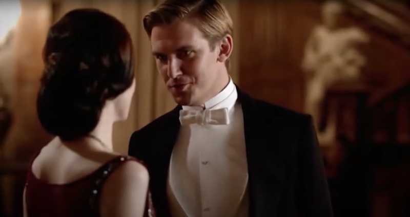 British actor Dan Stevens dons 1920s formal wear as the character Matthew Crawley in Downton Abbey. » 1920s Men's Fashion Guide: Style of the Roaring Decade British actor Dan Stevens dons 1920s formal wear as the character Matthew Crawley in Downton Abbey.