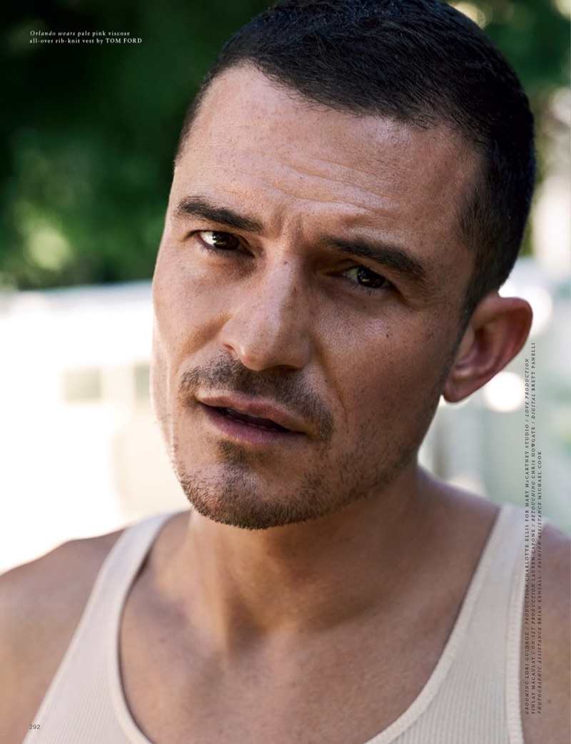 Front and center, Orlando Bloom rocks a Tom Ford ribbed tank. » Orlando Bloom Relaxes Poolside with LOVE Magazine Front and center, Orlando Bloom rocks a Tom Ford ribbed tank.