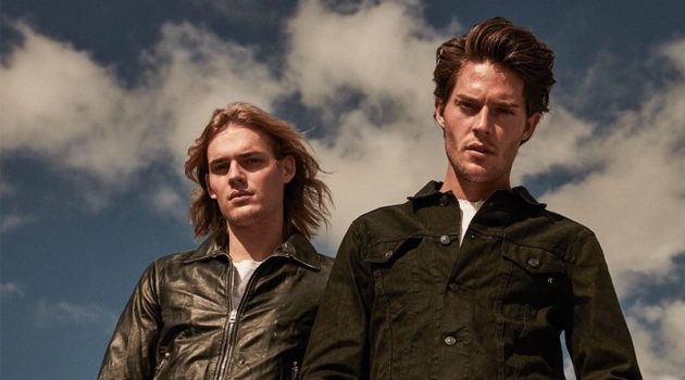 Cesar Casier & Ton Heukels Rock Denim for Replay Spring '19 Campaign Models Ton Heukels and Cesar Casier come together for Replay's spring-summer 2019 campaign.