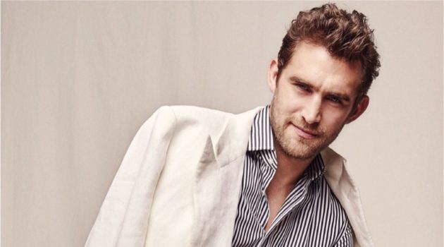 Mano a Mono: Will Chalker Dons Neutrals for Robb Report Mano a Mono: Will Chalker Dons Neutrals for Robb Report