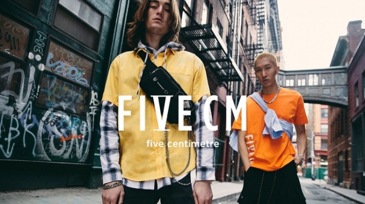 Taking to the streets of New York, Niko Traubman and Wooseok Lee star in 5cm's spring-summer 2019 campaign.