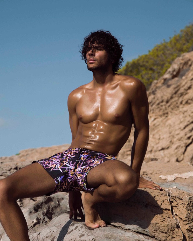 Azzaro Paris enlists model Matteo Cupelli as the star of its spring-summer 2019 swimwear campaign.