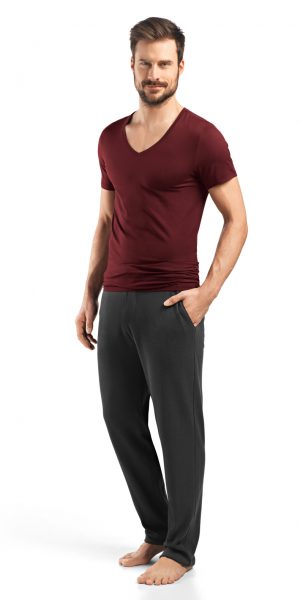 HANRO (73089) Cotton Superior V-Neck Shirt - Burgundy XL HANRO (73089) Cotton Superior V-Neck Shirt - Burgundy XL