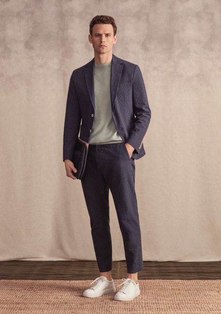 Guy Robinson Inspires in Soft Sartorial Numbers for Lufian
