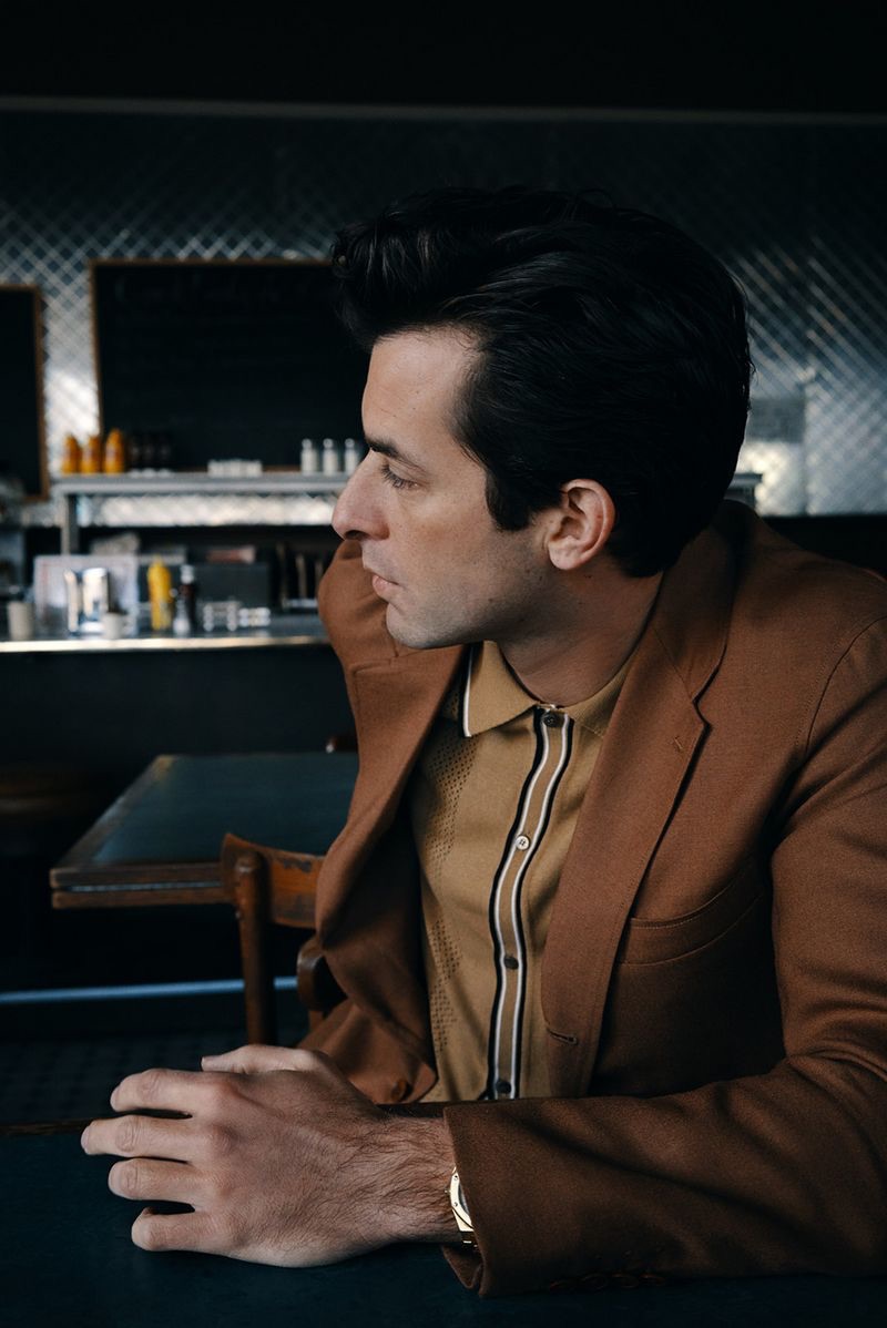 Grabbing a bite to eat, Mark Ronson wears a Camoshita suit jacket with a Fendi polo.