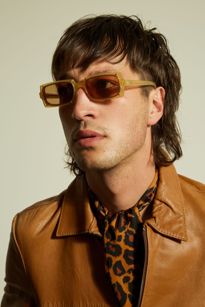 Marlon Williams rocks Karen Walker's Baldwin sunglasses from the brand's Monumental collection. » Marlon Williams Fronts Karen Walker Monumental Campaign Marlon Williams rocks Karen Walker's Baldwin sunglasses from the brand's Monumental collection.