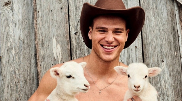 Black & Blue: Matthew Noszka Goes Western in Denim for GQ Germany Black & Blue: Matthew Noszka Goes Western in Denim for GQ Germany