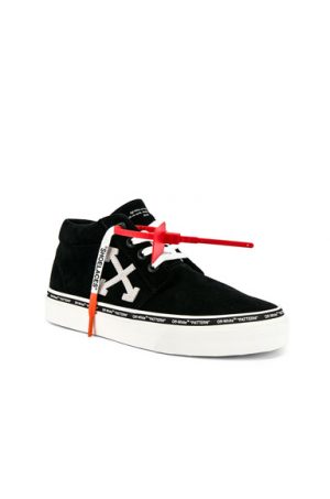 OFF-WHITE Skate Sneaker in BlackWhite. - size 41 (also in 42) OFF-WHITE Skate Sneaker in BlackWhite. - size 41 (also in 42)