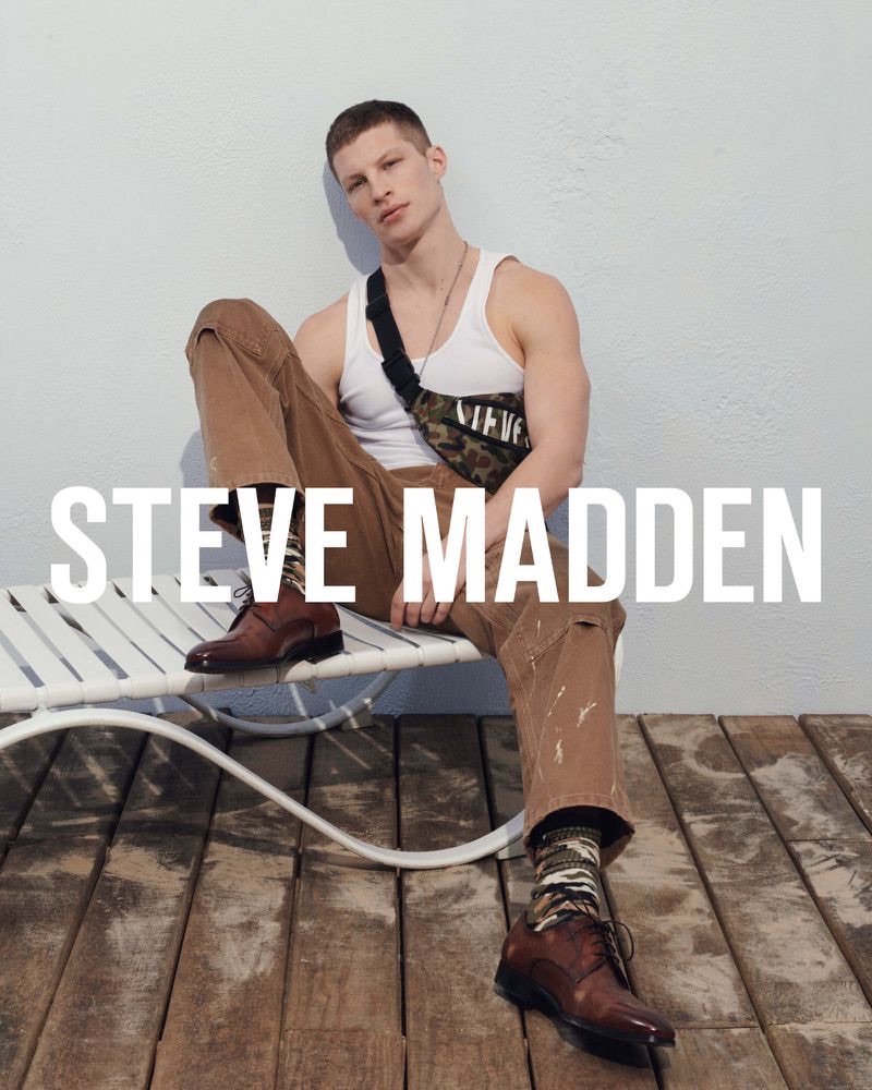 Model Jordan Paris stars in Steve Madden's summer 2019 campaign.