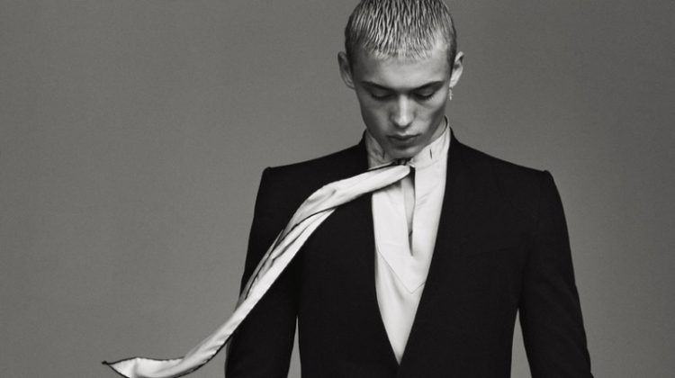 Razor Sharp: João Knorr, Efraim Schröder + More for VMAN