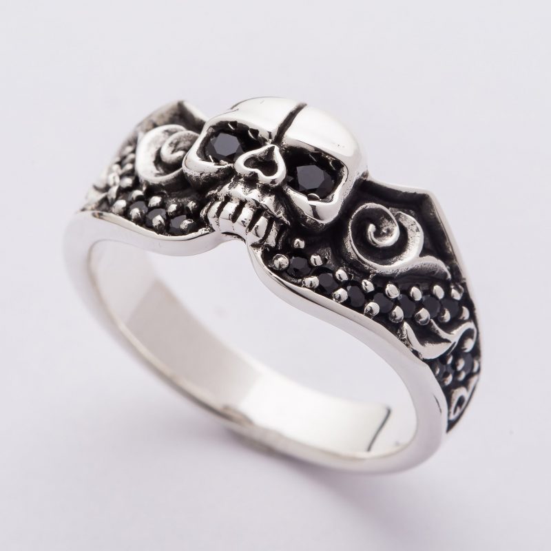 Black Stones Tribal Skull Gothic Ring