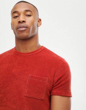 ASOS DESIGN t-shirt with pocket in towelling - Red ASOS DESIGN t-shirt with pocket in towelling - Red