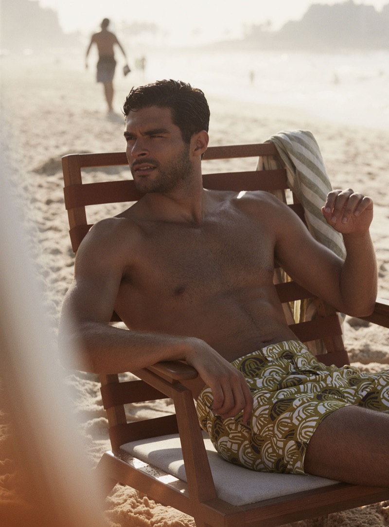 Relaxing on the beach, Pedro Aboud stars in a campaign for Frescobol Carioca.