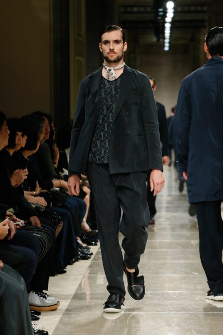 Giorgio Armani Cruise 2020 Mens Collection 019