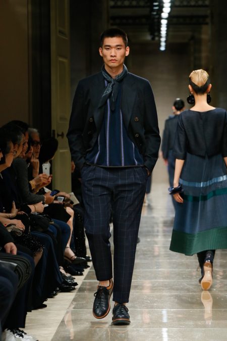 Giorgio Armani Presents Cruise '20 Collection in Tokyo