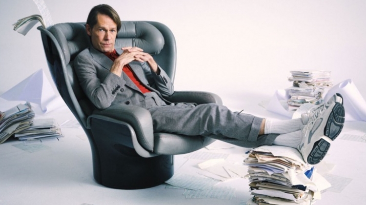 Ingo Sliwinski Hits the Office for ZEIT Magazine Mann