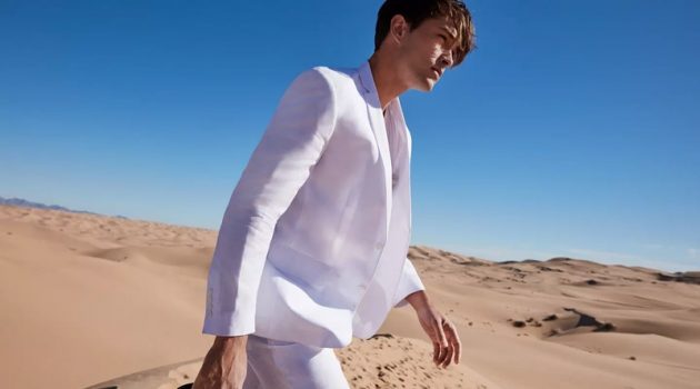 Blanc State: Francisco Lachowski & Hamid Onifade Sport White Summer Style for Macy's A vision in white, Francisco Lachowski wears a Lauren by Ralph Lauren linen sport coat $124.99 and dress pants $59.99.