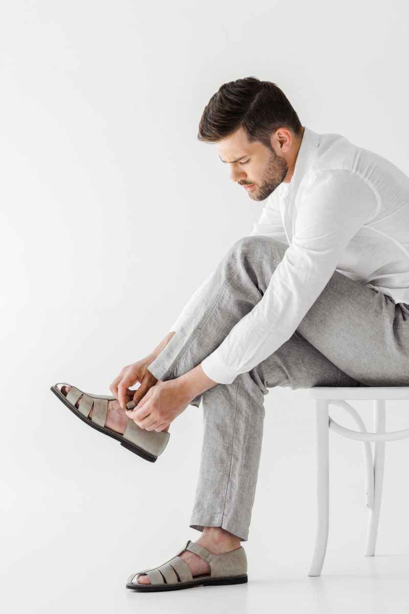 Male Model Smart Style Leather Sandals » How to Wear Men's Sandals Male Model Smart Style Leather Sandals