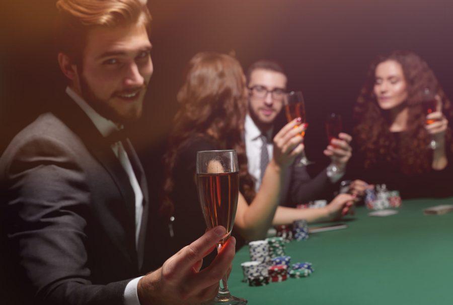 Casino Kleidung Mann Casino Kleidung Mann