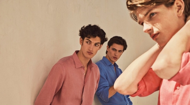 Erik van Gils, Aaron Shandel & Edoardo Sebastianelli Don Summer Style for Massimo Dutti Erik van Gils, Aaron Shandel & Edoardo Sebastianelli Don Summer Style for Massimo Dutti