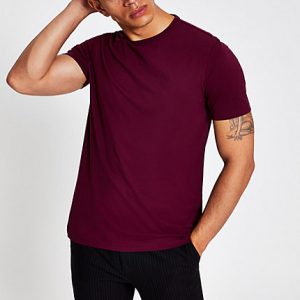 River Island Mens Dark red slim fit crew neck T-shirt River Island Mens Dark red slim fit crew neck T-shirt