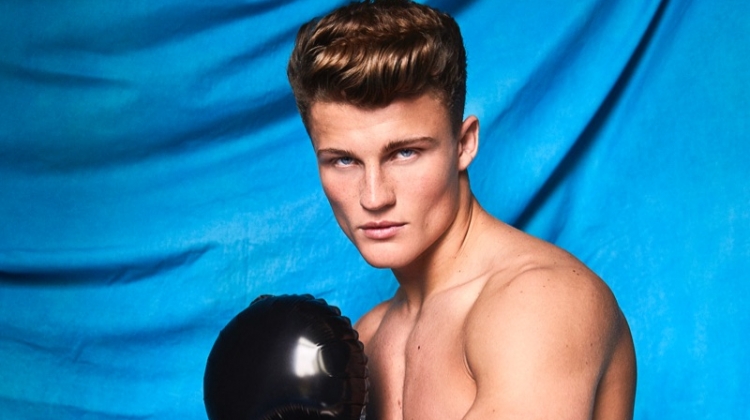Zach Hartman 2019 Fashionisto Exclusive 002