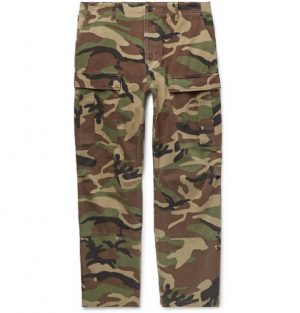 Balenciaga - Cropped Camouflage-Print Cotton-Twill Cargo Trousers - Men - Army green Balenciaga - Cropped Camouflage-Print Cotton-Twill Cargo Trousers - Men - Army green