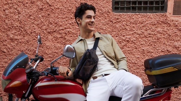 Banana Republic Travels to Marrakech for Summer ’19 Outing