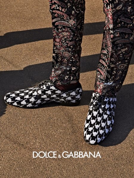 Dolce & Gabbana Shares Dandy Style with Milan for Fall '19 Campaign