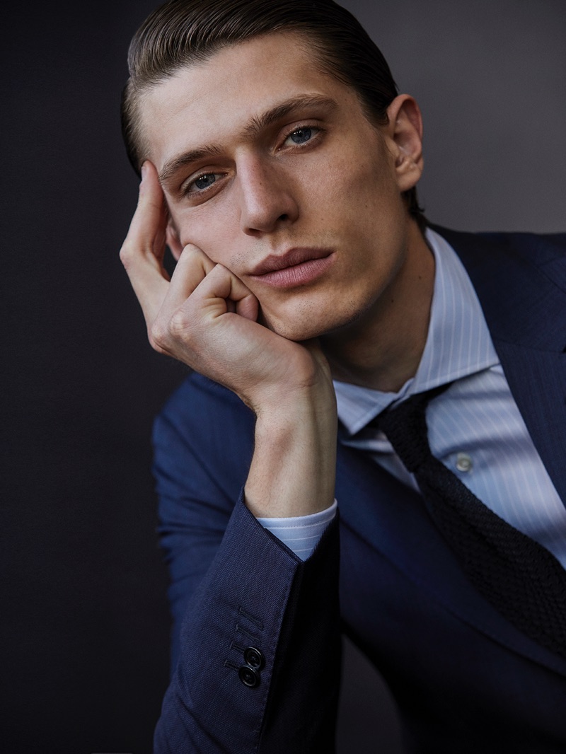 Ready for his close-up, Edoardo Sebastianelli appears in an image for Massimo Dutti.