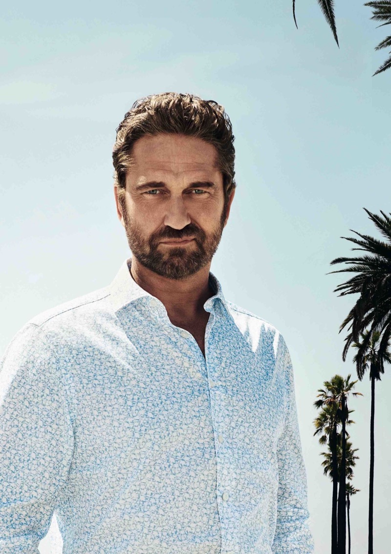 Gerard Butler dons a patterned shirt from OLYMP.