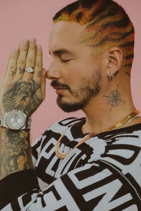 J Balvin 2019 Numero Russia 003