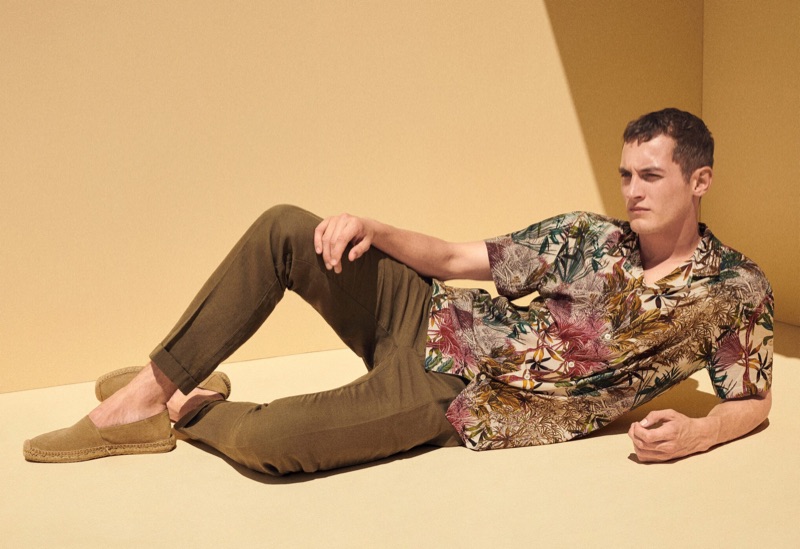 Connecting with Mango for summer, Rutger Schoone models the brand's latest fashions.