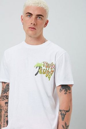Team Surf Graphic Tee at Forever 21 White/multi Team Surf Graphic Tee at Forever 21 White/multi