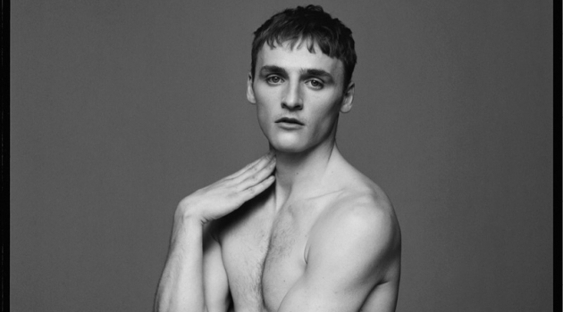 AMI Hits the Studio for Fall '19 Campaign Sebastian Chaumeton appears in AMI's fall-winter 2019 campaign.