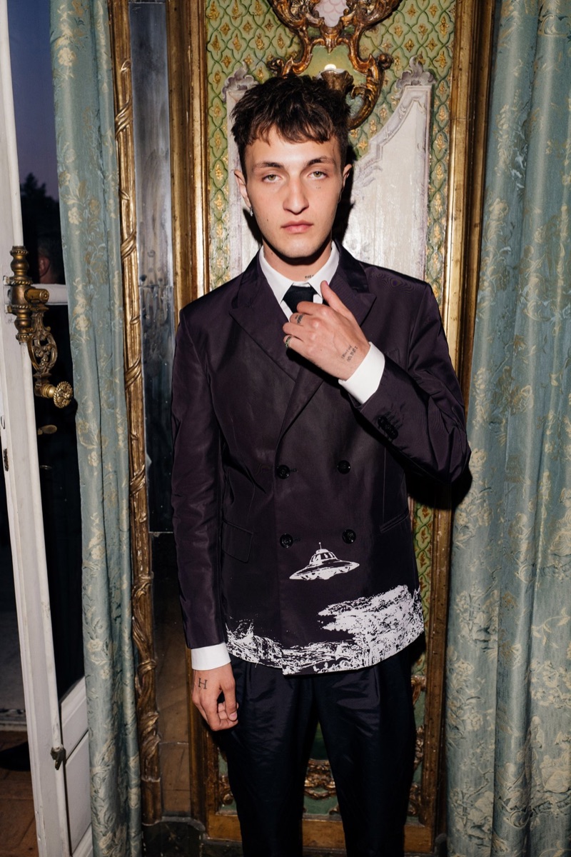 Stepping out as the face of Valentino Born in Roma, Anwar Hadid attends the Born in Roma ball.