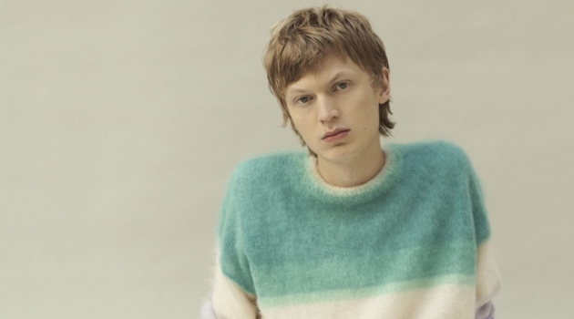 Isabel Marant Embraces Soft Color Palette for Spring '20 Collection Isabel Marant Embraces Soft Color Palette for Spring '20 Collection