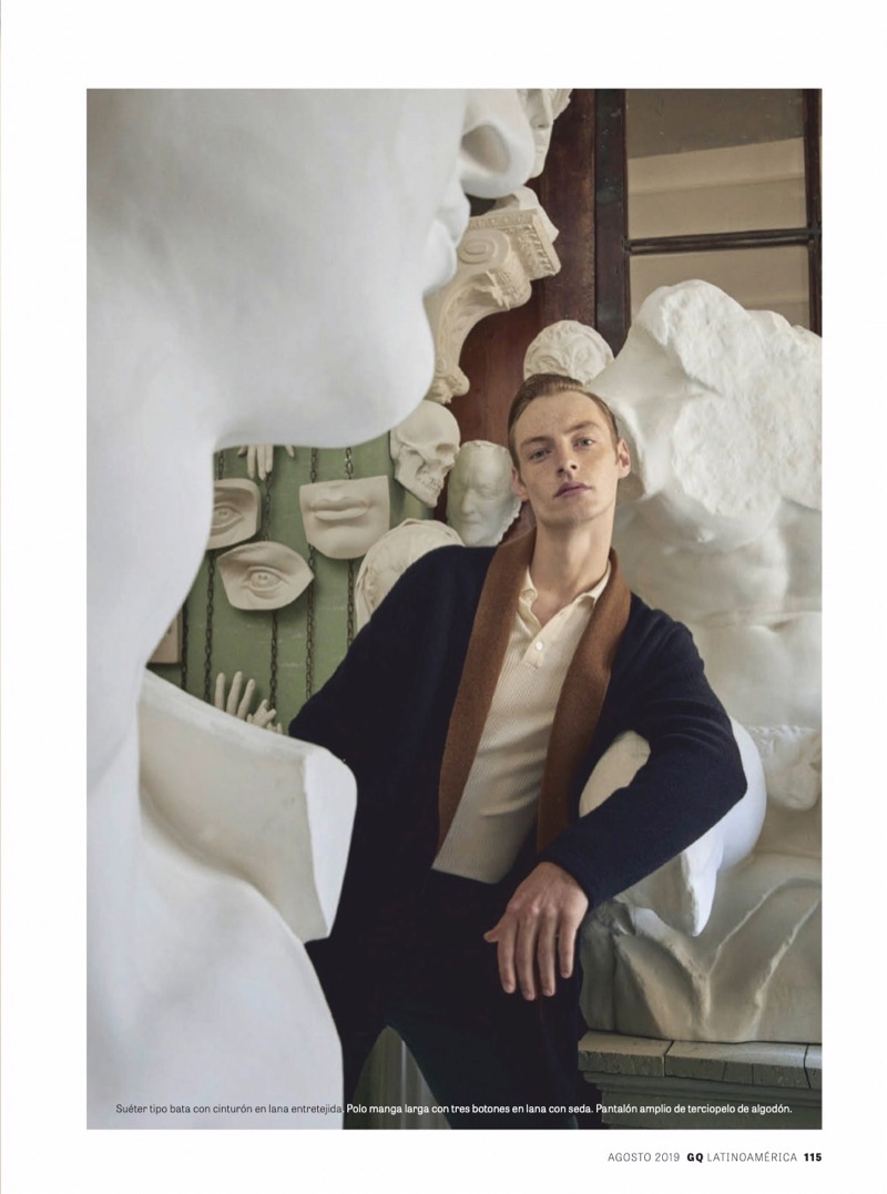 Roberto Sipos 2019 GQ Latin America 005