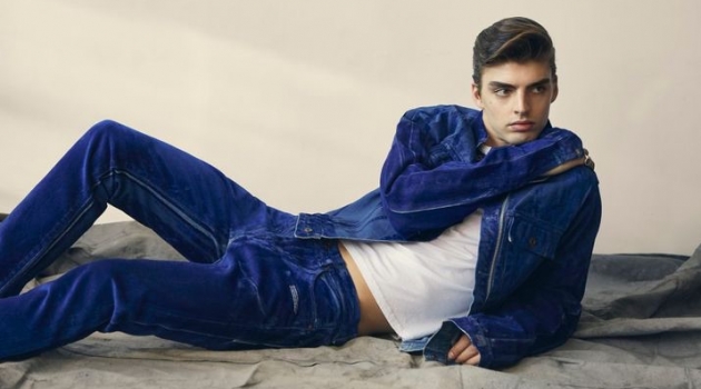 Daan van der Deen & Brayden Lipford Are 'Teddy Boys' for Schön Daan van der Deen & Brayden Lipford Are 'Teddy Boys' for Schön