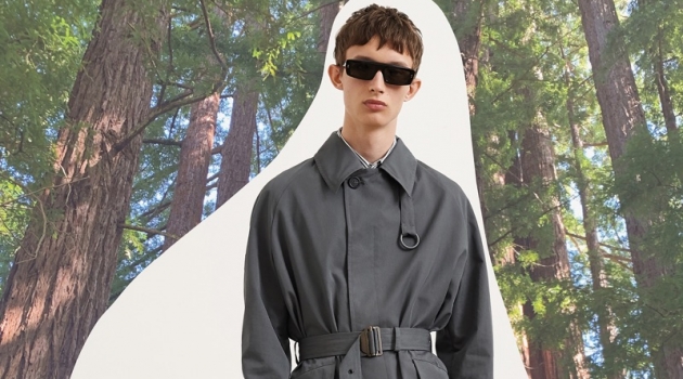 Stella McCartney Proposes 'Eco Weirdo' Style with Spring '20 Collection Stella McCartney Proposes 'Eco Weirdo' Style with Spring '20 Collection