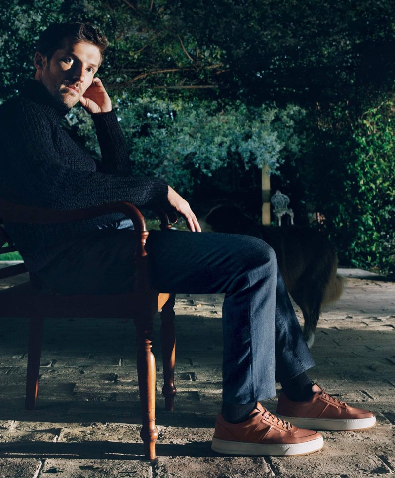 Oliver Hadlee Pearch photographs Gwilym Lee for Tod's fall-winter 2019 campaign.