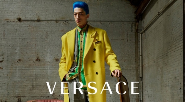 Versace Goes Bold with Color for Fall '19 Campaign Hang Yu stars in Versace's fall-winter 2019 men's campaign.