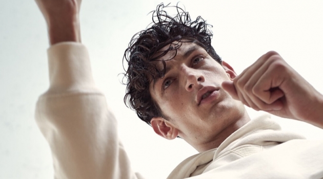 Inner Rhythm: Aaron Shandel Goes Sporty for Brunello Cucinelli Inner Rhythm: Aaron Shandel Goes Sporty for Brunello Cucinelli