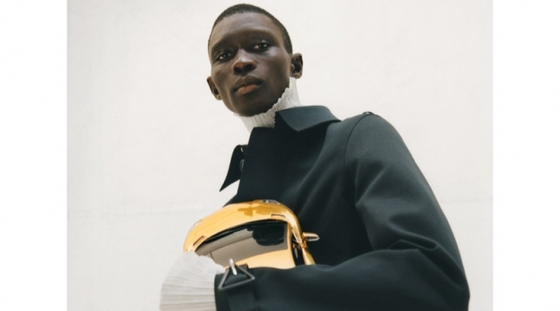 Bottega Veneta Taps Fernando Cabral & Augusta Alexander for Fall '19 Campaign Fernando Cabral fronts Bottega Veneta's fall-winter 2019 men's campaign.