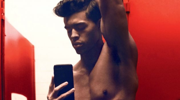 Dsquared2 Hits the 'Gram with Fall '19 Underwear Campaign Devin Truss stars in Dsquared2's fall-winter 2019 underwear campaign.