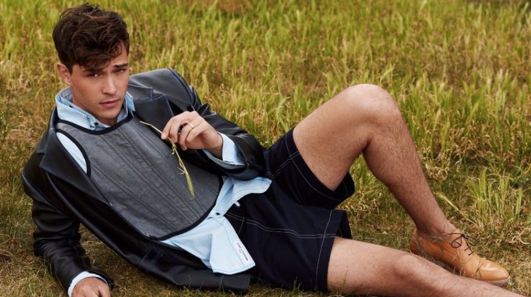 Francisco Lachowski Heads Outdoors with Tings Magazine