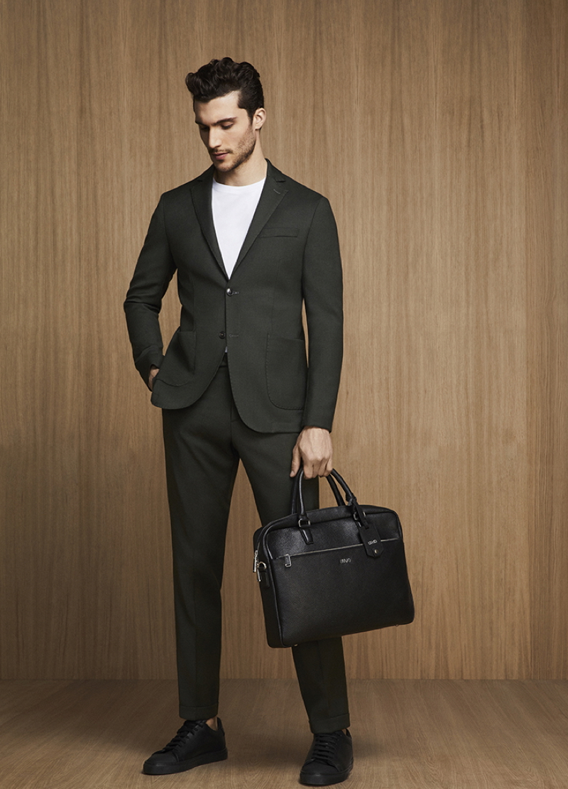 Federico Massaro dons a sleek suit by Liu Jo Uomo.